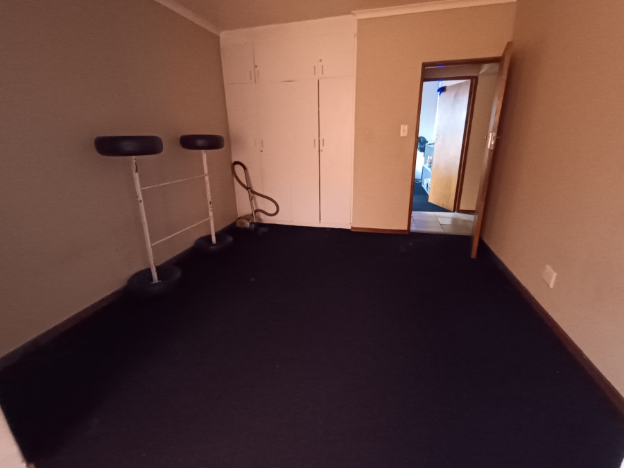 8 Bedroom Property for Sale in C Place Eastern Cape